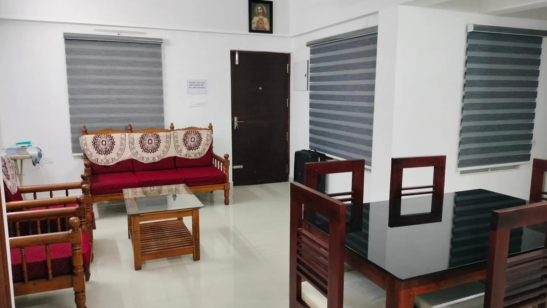 Ajith'S Inn Kottayam